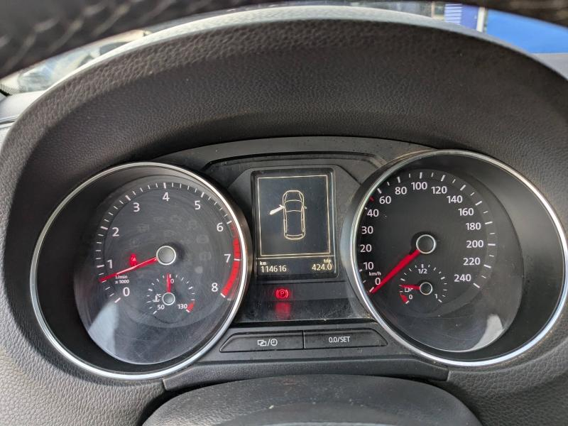 Photo 10 de l’annonce de VOLKSWAGEN Polo d’occasion à vendre à LA VALETTE