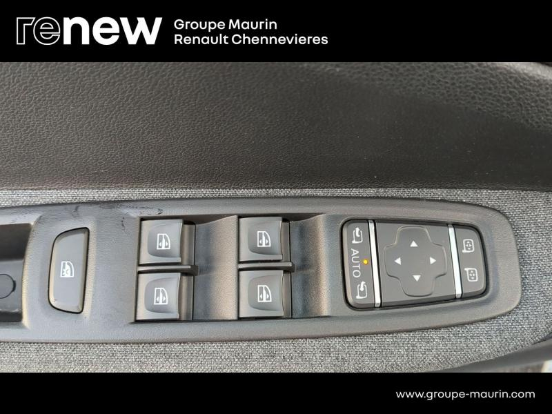 Photo 14 de l’annonce de RENAULT Zoe d’occasion à vendre à CHENNEVIÈRES-SUR-MARNE