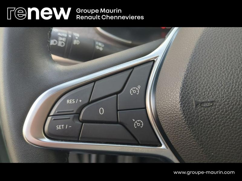 Photo 16 de l’annonce de RENAULT Zoe d’occasion à vendre à CHENNEVIÈRES-SUR-MARNE