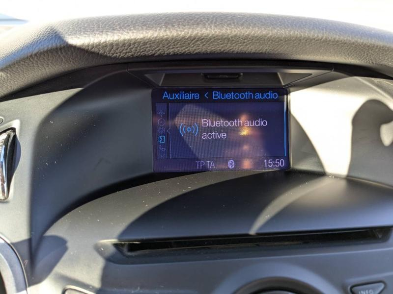 Photo 10 de l’annonce de FORD Focus d’occasion à vendre à AUBAGNE