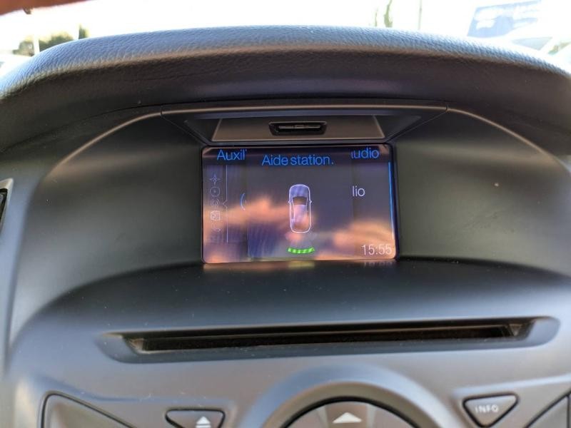 Photo 11 de l’annonce de FORD Focus d’occasion à vendre à AUBAGNE