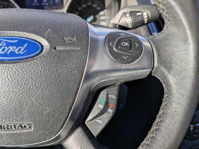 Photo 16 de l’annonce de FORD Focus d’occasion à vendre à AUBAGNE