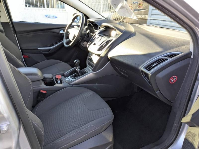 Photo 18 de l’annonce de FORD Focus d’occasion à vendre à AUBAGNE