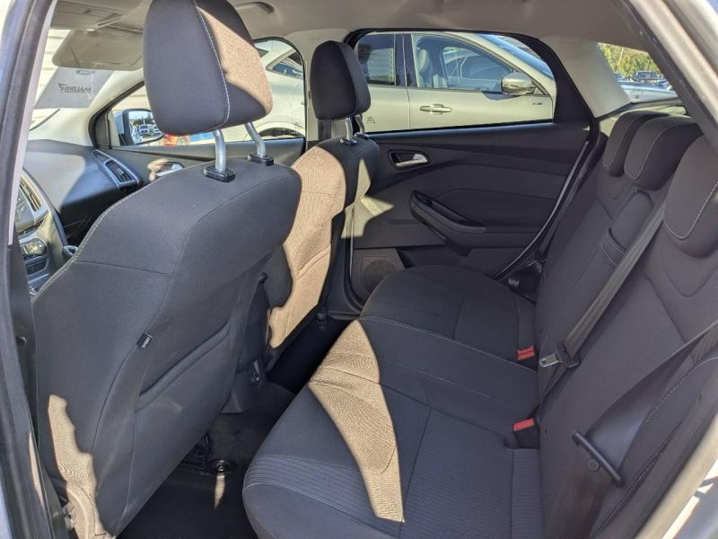 Photo 19 de l’annonce de FORD Focus d’occasion à vendre à AUBAGNE