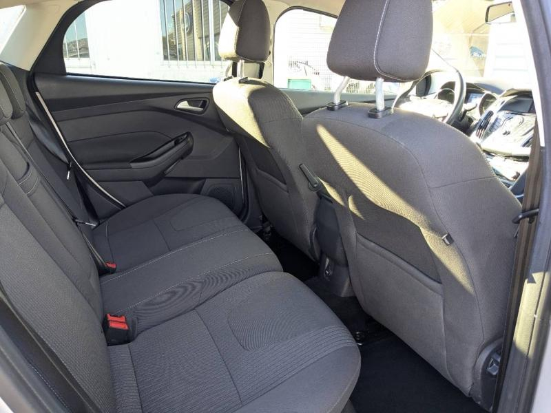 Photo 20 de l’annonce de FORD Focus d’occasion à vendre à AUBAGNE