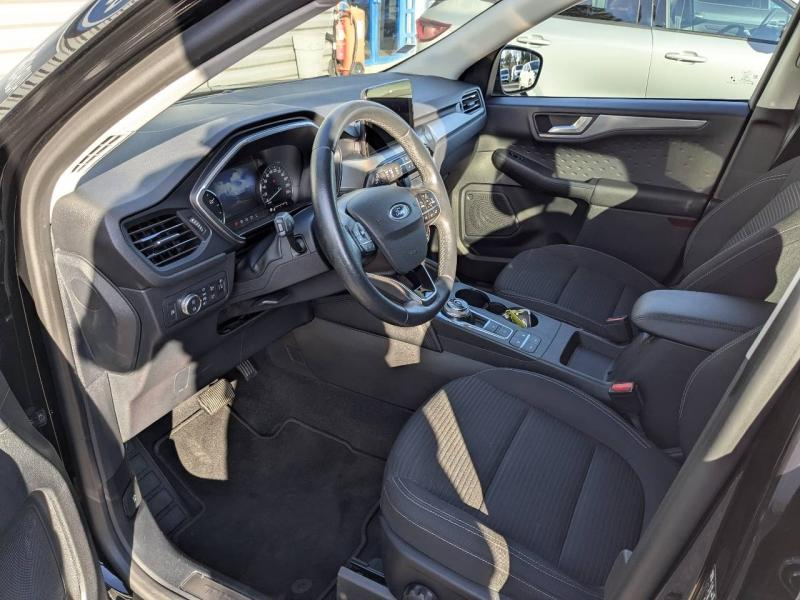 Photo 7 de l’annonce de FORD Kuga d’occasion à vendre à AUBAGNE