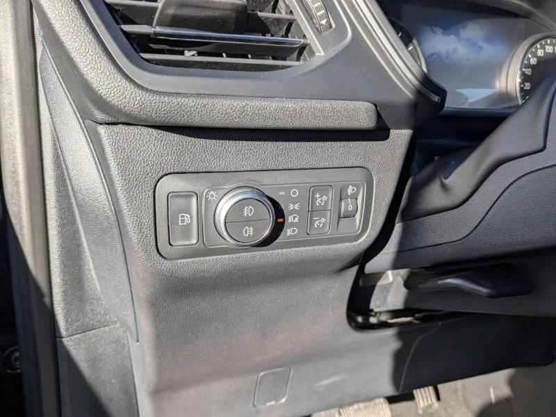 Photo 8 de l’annonce de FORD Kuga d’occasion à vendre à AUBAGNE