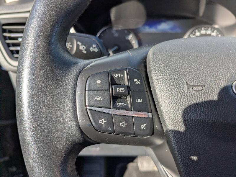 Photo 16 de l’annonce de FORD Kuga d’occasion à vendre à AUBAGNE