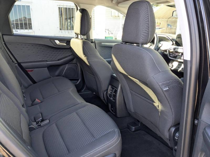 Photo 20 de l’annonce de FORD Kuga d’occasion à vendre à AUBAGNE