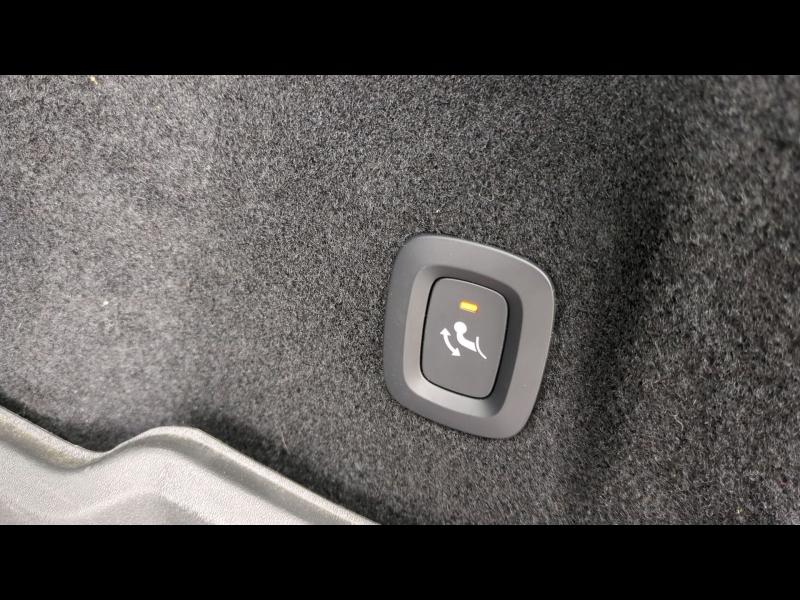 Photo 13 de l’annonce de VOLVO XC60 d’occasion à vendre à AIX-EN-PROVENCE