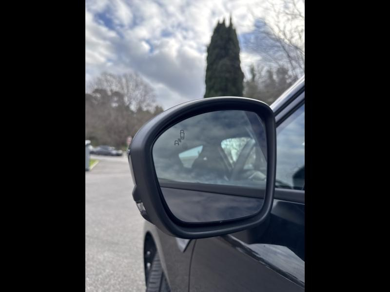 Photo 12 de l’annonce de RENAULT Clio d’occasion à vendre à TOULON