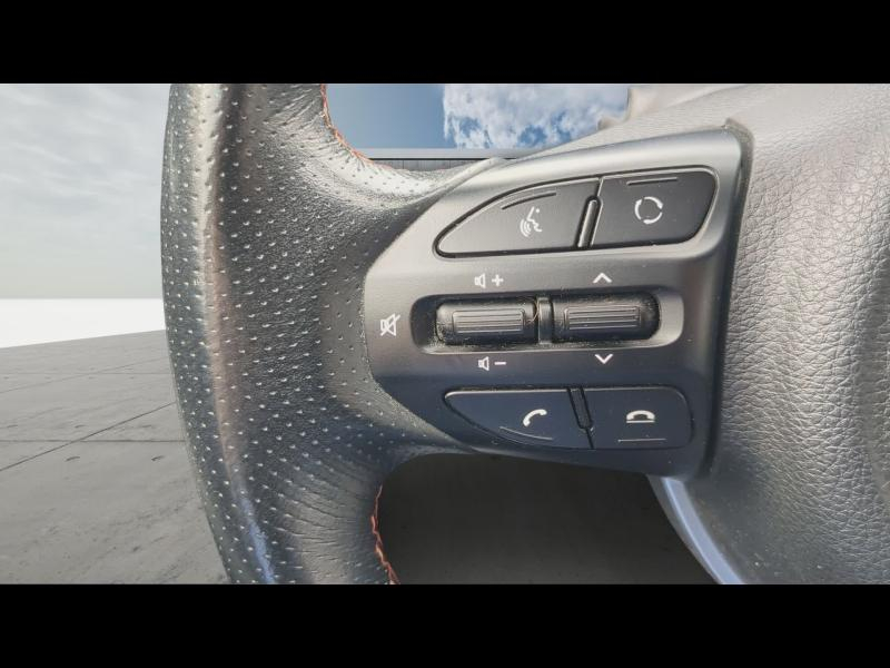 Photo 18 de l’annonce de KIA Stonic d’occasion à vendre à GAP