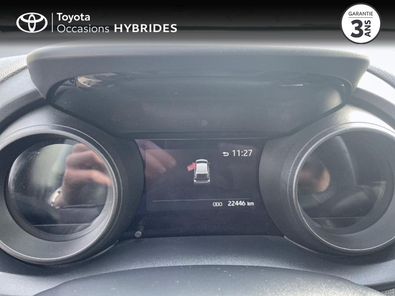 Photo 14 de l’annonce de TOYOTA Yaris d’occasion à vendre à MONTFAVET