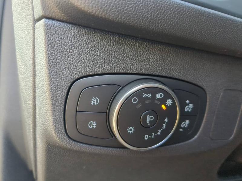 Photo 15 de l’annonce de FORD Focus d’occasion à vendre à ARLES