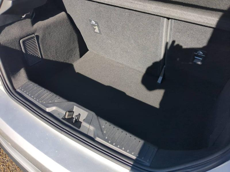 Photo 9 de l’annonce de FORD Fiesta d’occasion à vendre à ARLES