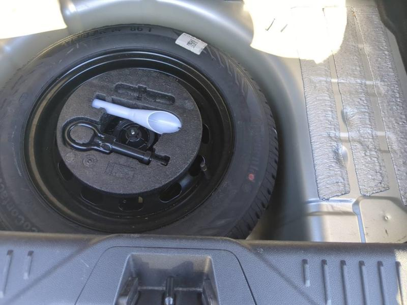 Photo 10 de l’annonce de FORD Fiesta d’occasion à vendre à ARLES