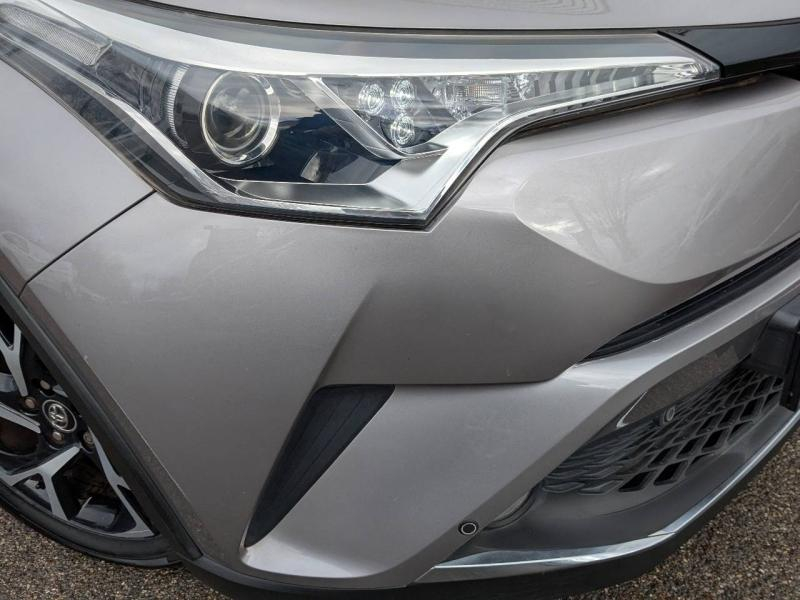 Photo 3 de l’annonce de TOYOTA C-HR d’occasion à vendre à AIX-EN-PROVENCE