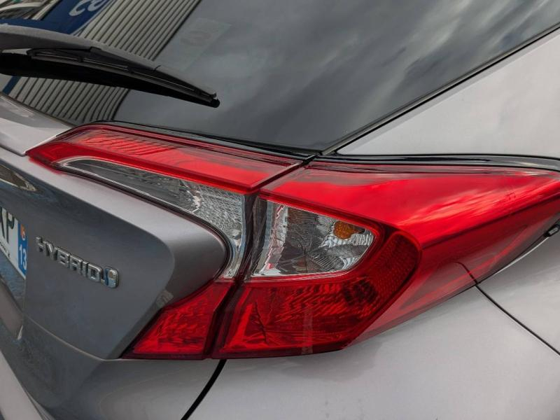 Photo 9 de l’annonce de TOYOTA C-HR d’occasion à vendre à AIX-EN-PROVENCE