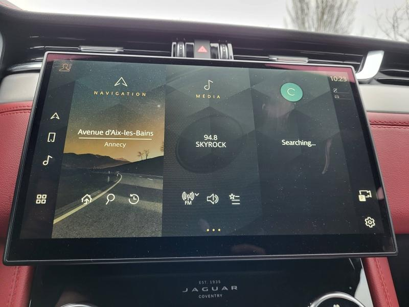 Photo 9 de l’annonce de JAGUAR F-Pace d’occasion à vendre à ANNEMASSE