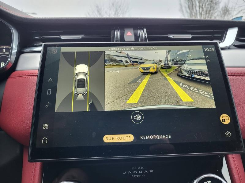 Photo 11 de l’annonce de JAGUAR F-Pace d’occasion à vendre à ANNEMASSE