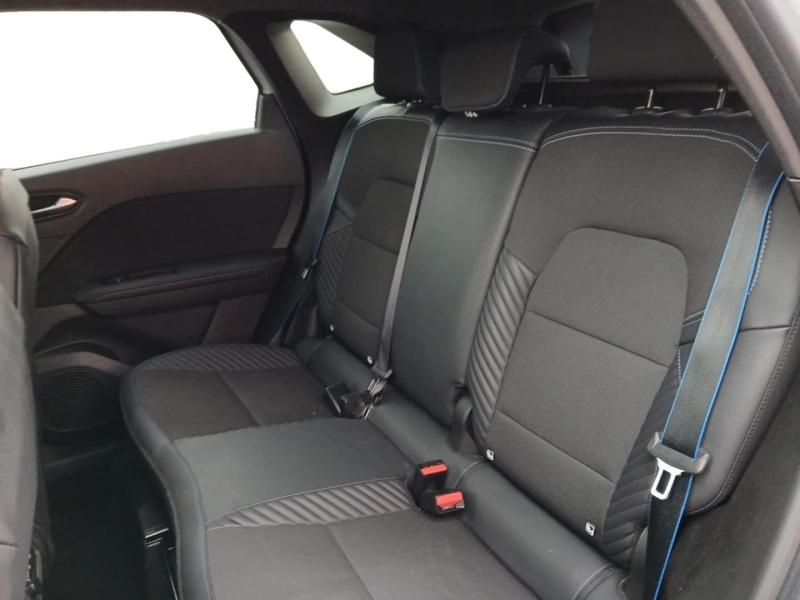 Photo 11 de l’annonce de RENAULT  d’occasion à vendre à SAMOREAU