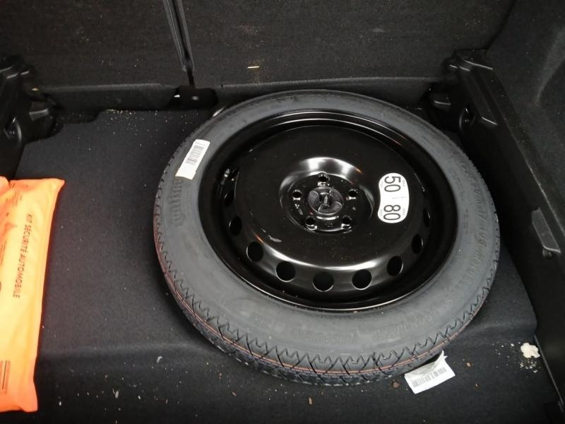 Photo 13 de l’annonce de RENAULT  d’occasion à vendre à SAMOREAU