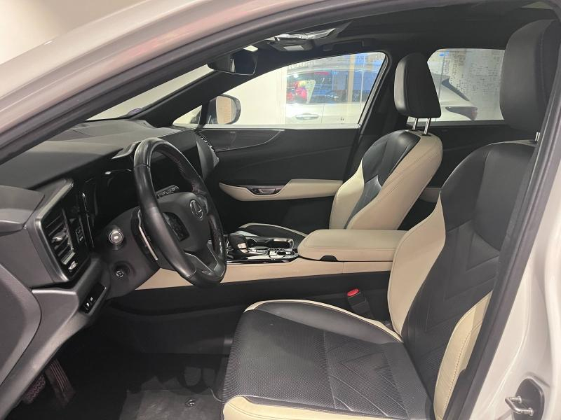 Photo 8 de l’annonce de LEXUS NX d’occasion à vendre à LATTES