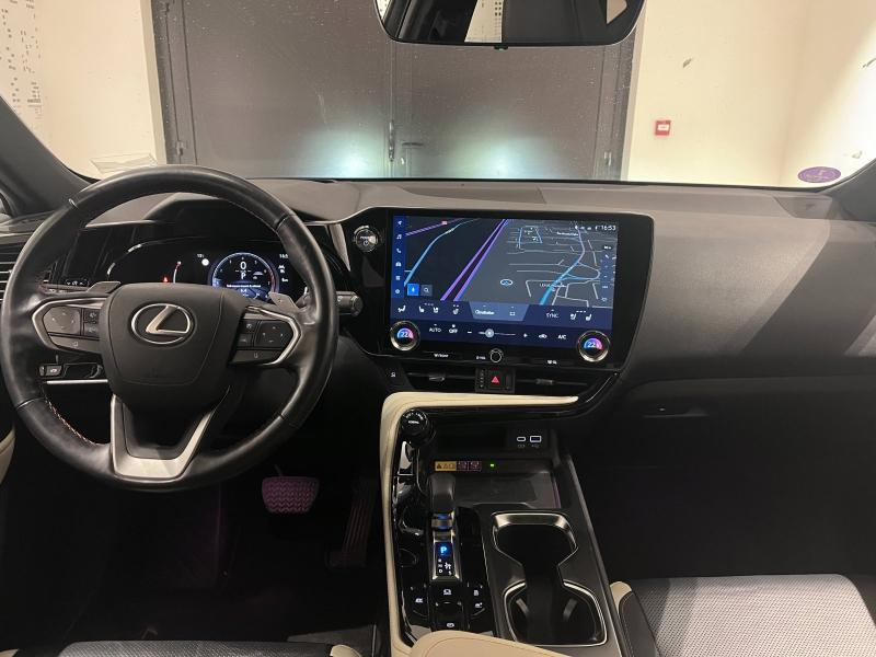 Photo 13 de l’annonce de LEXUS NX d’occasion à vendre à LATTES