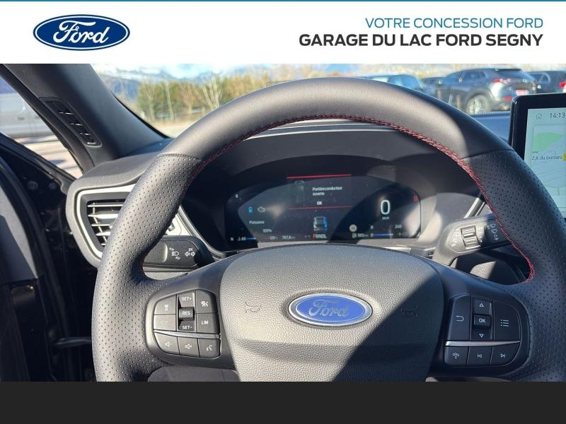 Photo 8 de l’annonce de FORD Kuga d’occasion à vendre à PAYS DE GEX