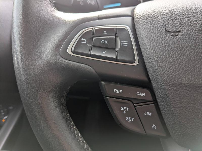 Photo 20 de l’annonce de FORD EcoSport d’occasion à vendre à DRAGUIGNAN