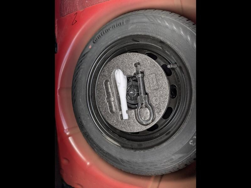 Photo 6 de l’annonce de FORD Fiesta d’occasion à vendre à AVIGNON