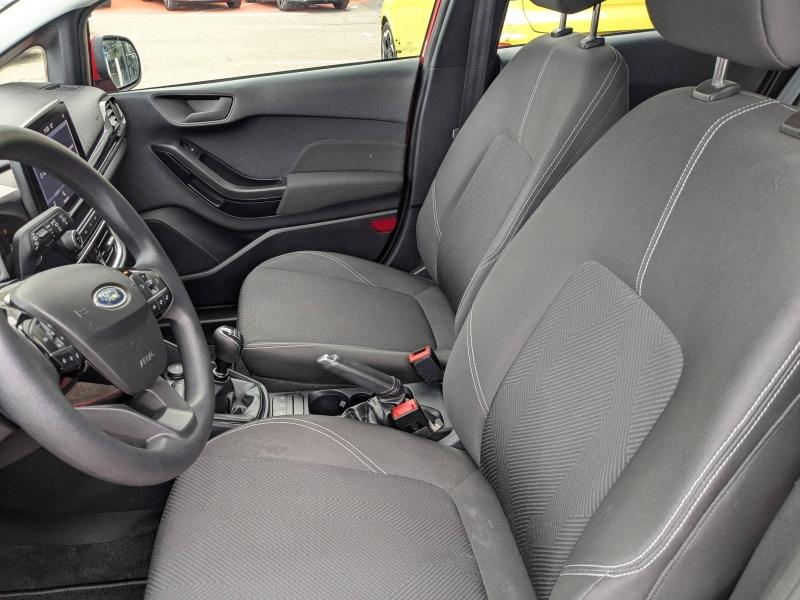 Photo 8 de l’annonce de FORD Fiesta d’occasion à vendre à AVIGNON