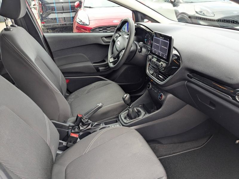 Photo 13 de l’annonce de FORD Fiesta d’occasion à vendre à AVIGNON