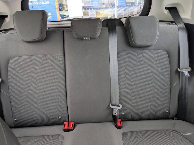 Photo 16 de l’annonce de FORD Fiesta d’occasion à vendre à AVIGNON