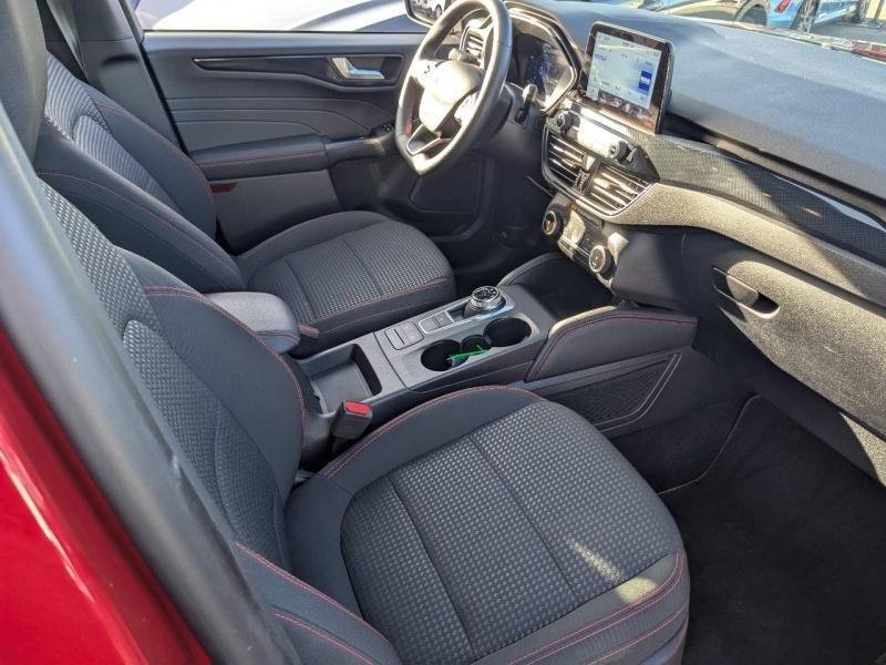 Photo 12 de l’annonce de FORD Kuga d’occasion à vendre à MARSEILLE