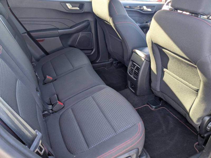 Photo 13 de l’annonce de FORD Kuga d’occasion à vendre à MARSEILLE