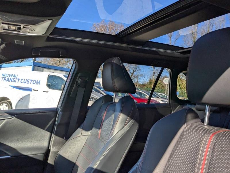 Photo 17 de l’annonce de TOYOTA RAV4 d’occasion à vendre à AIX-EN-PROVENCE