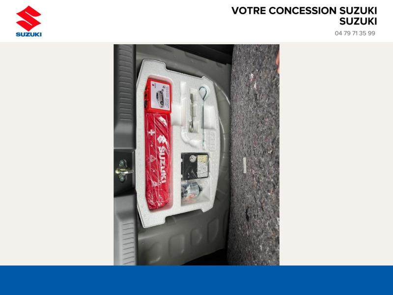 Photo 19 de l’annonce de SUZUKI Swift d’occasion à vendre à ANNEMASSE