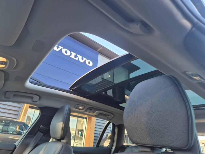 Photo 17 de l’annonce de VOLVO V60 d’occasion à vendre à AVIGNON