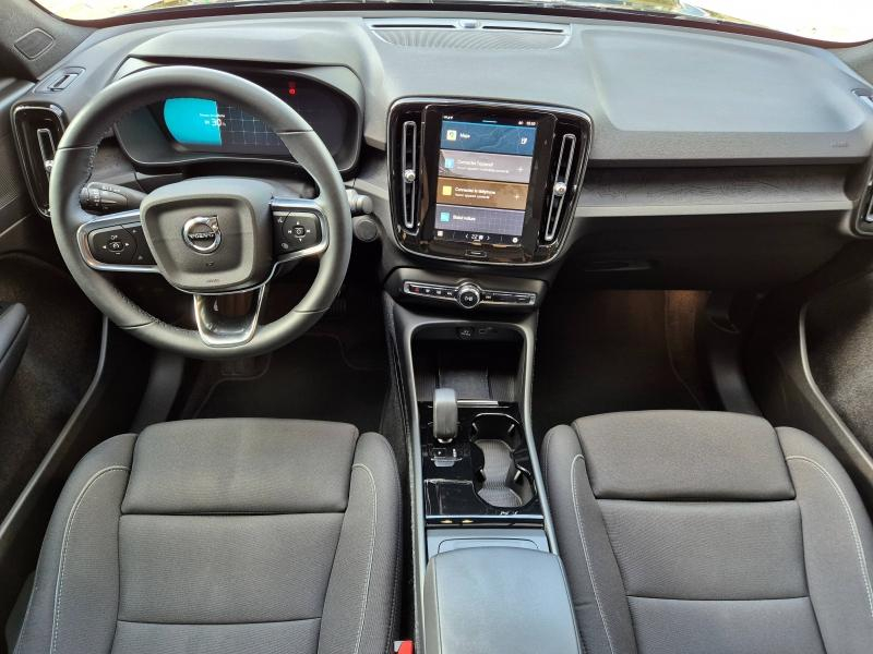 Photo 15 de l’annonce de VOLVO C40 d’occasion à vendre à AVIGNON