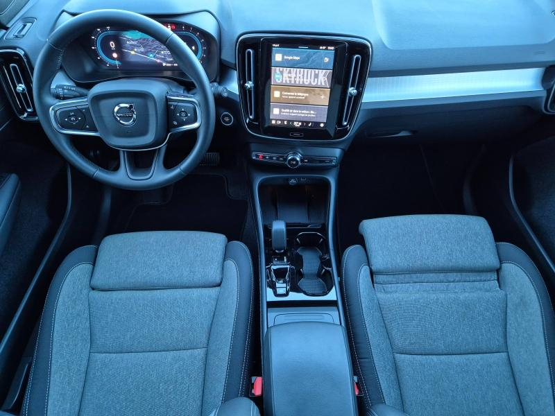 Photo 7 de l’annonce de VOLVO XC40 d’occasion à vendre à AVIGNON