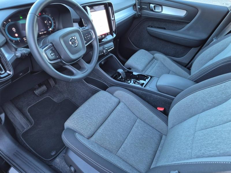 Photo 8 de l’annonce de VOLVO XC40 d’occasion à vendre à AVIGNON