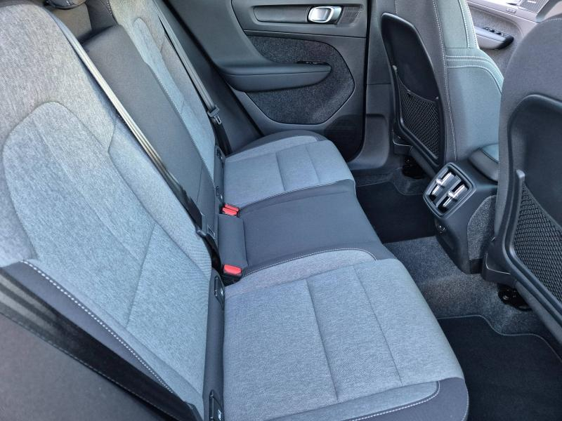 Photo 13 de l’annonce de VOLVO XC40 d’occasion à vendre à AVIGNON