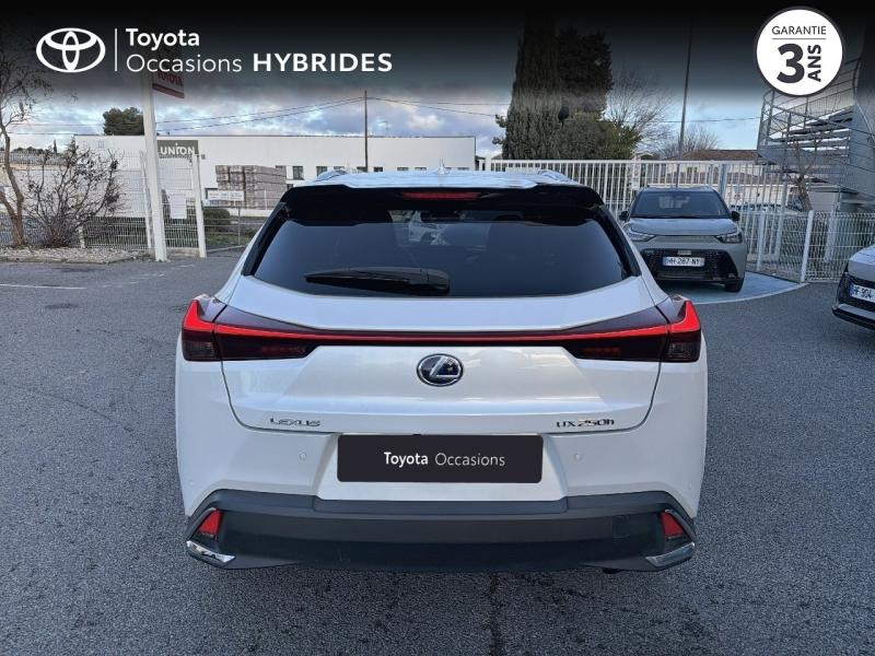 Photo 4 de l’annonce de LEXUS UX d’occasion à vendre à LE CRÈS