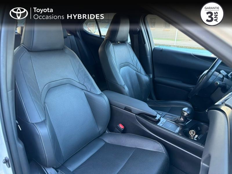 Photo 6 de l’annonce de LEXUS UX d’occasion à vendre à LE CRÈS