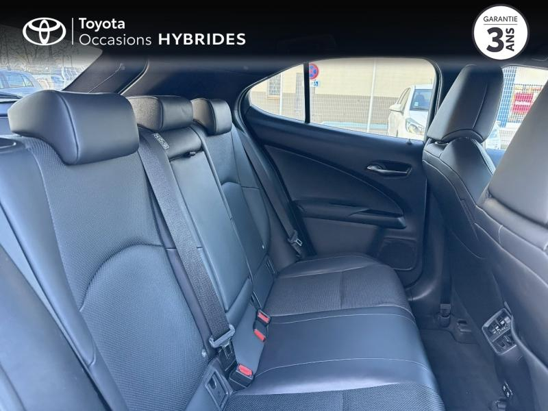 Photo 7 de l’annonce de LEXUS UX d’occasion à vendre à LE CRÈS