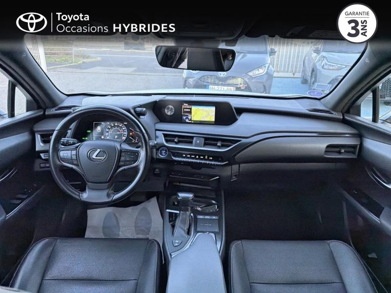 Photo 8 de l’annonce de LEXUS UX d’occasion à vendre à LE CRÈS