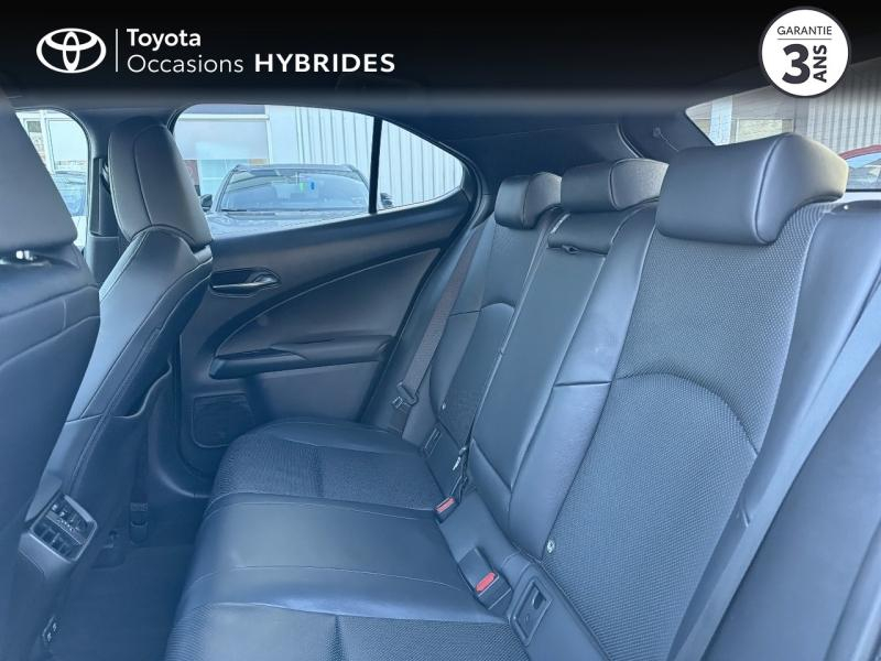 Photo 12 de l’annonce de LEXUS UX d’occasion à vendre à LE CRÈS