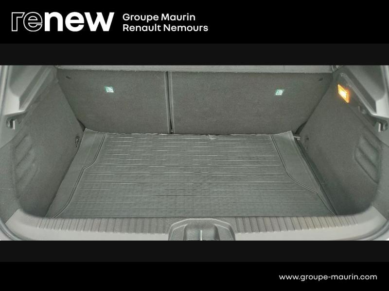 Photo 11 de l’annonce de RENAULT Clio d’occasion à vendre à SAINT PIERRE LES NEMOURS