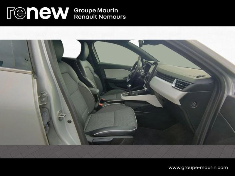 Photo 15 de l’annonce de RENAULT Clio d’occasion à vendre à SAINT PIERRE LES NEMOURS